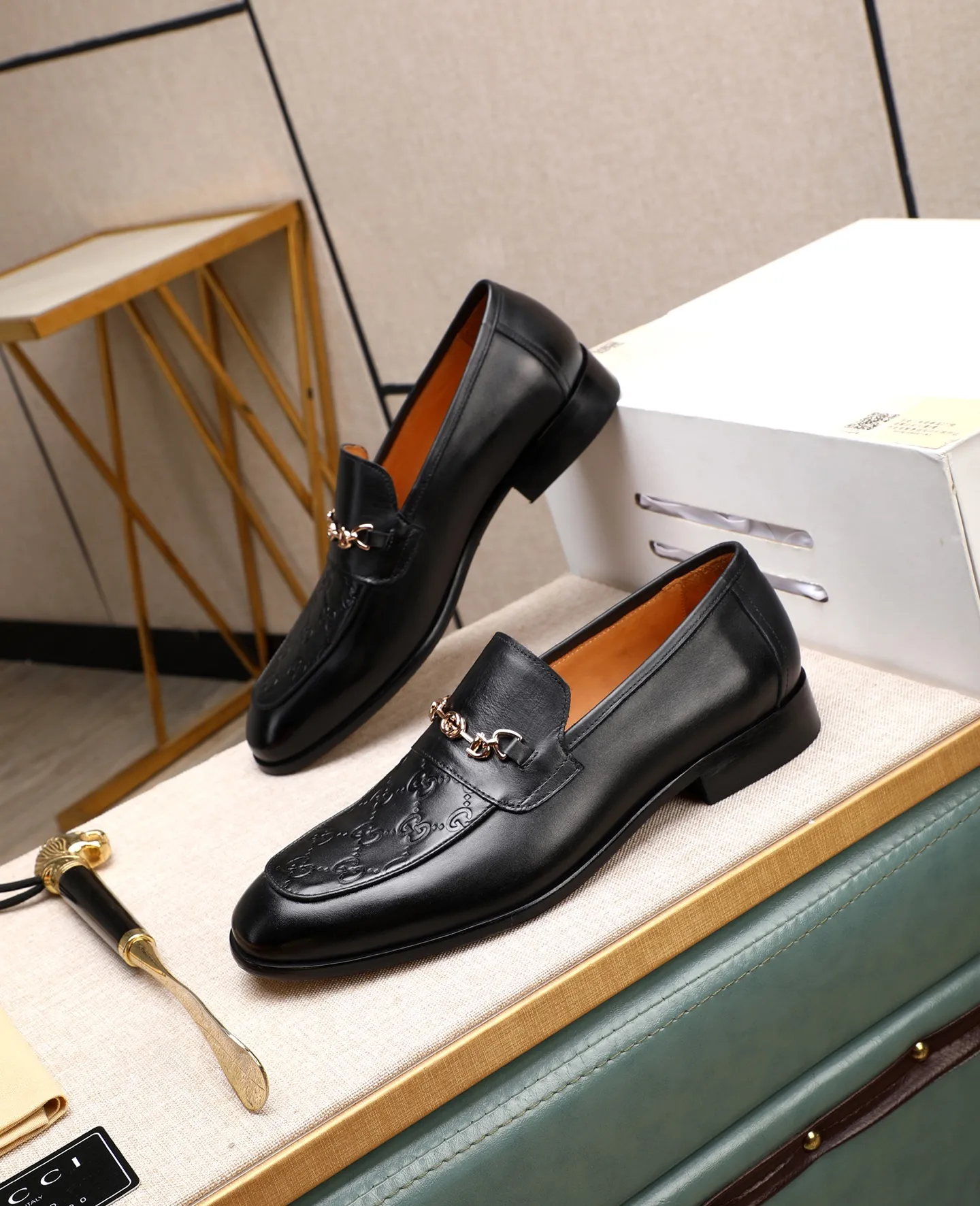 Men's shoes 💰620 📛📛Original version (water-dyed cowhide) Gucci GUCCI official website formal shoes 🌀 Italy 🇮🇹 imported cowhide ➕ top imported water-dyed cowhide lining 💋 fine handmade original bottom, the real thing looks better when photographed in person Standard size 39-44 (38 45 customized)